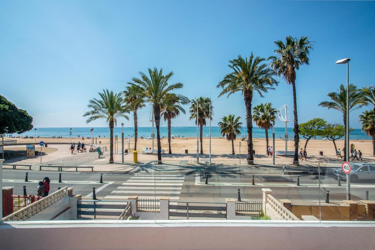 Beach House Cambrils Apartamento En Primera Linea De Playa エクステリア 写真