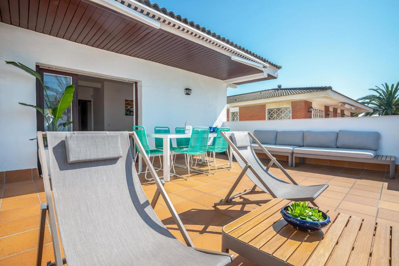 Beach House Cambrils Apartamento En Primera Linea De Playa エクステリア 写真