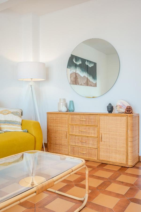 Beach House Cambrils Apartamento En Primera Linea De Playa エクステリア 写真